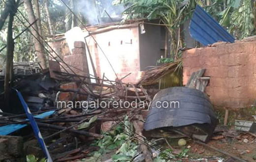 Kumta tanker explodes